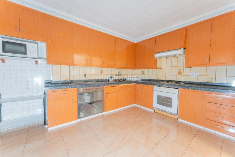 Foto 40d5f53f-fb12-4a6c-83c5-dab23a03ef28. Piso encantadora propiedad en el corazon de elche. tu nuevo hogar te espera! en Elche / Elx