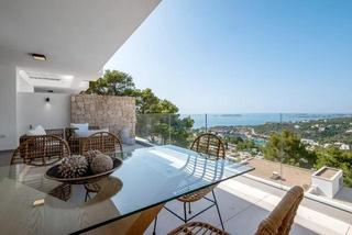 Àtic a Cala Vedella-Cala Tarida. Impresionante ático dúplex con vistas al mar en ibiza