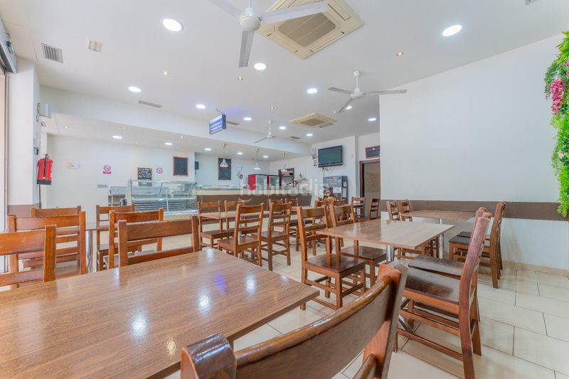 Foto 6ba8b3b0-a9a0-4e7d-a296-45288b7973bc. Local comercial a Las Bayas Elche / Elx