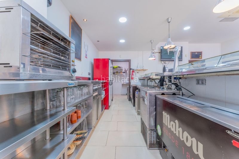 Foto 7ed8be0f-d206-43e7-9a55-64573d054002. Local comercial a Las Bayas Elche / Elx