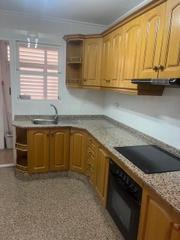 Planta baixa a Carrús Oeste. Planta baja todo exterior