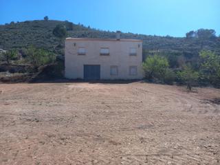 Haus in Hondón de los Frailes. Terreno de 6,000 m con vistas panorámicas y construcción en proc