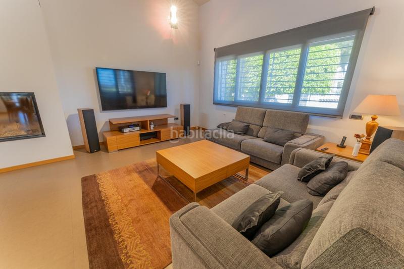 Foto 095ed335-5bd3-4836-b020-4e8436ff258c. Chalet avec chauffage parking piscine dans Peña de las Águilas Elche / Elx