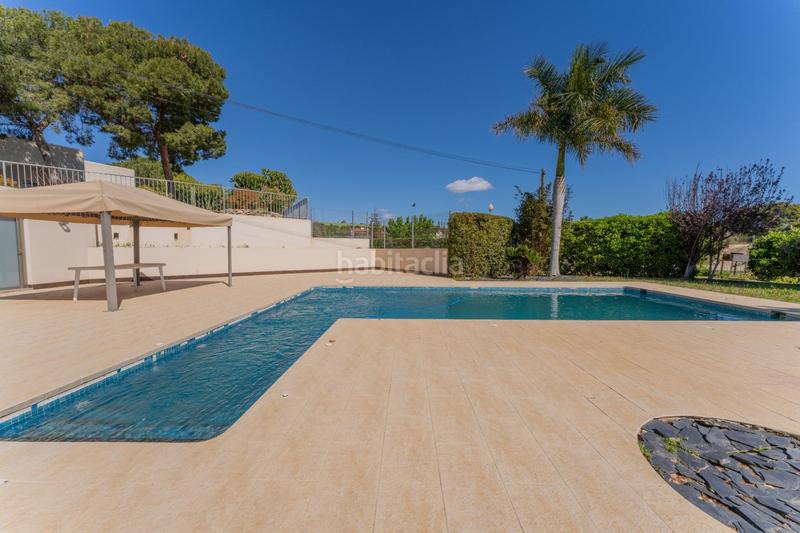 Foto 4ce7610c-f5f6-41f0-8133-2f4f83e05c73. Chalet avec chauffage parking piscine dans Peña de las Águilas Elche / Elx