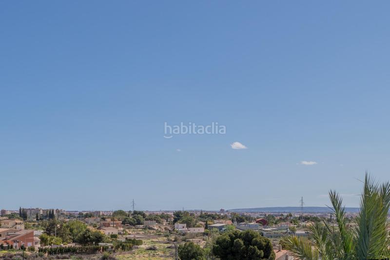 Foto 7b8eb478-70c1-48f9-baea-baaaa2be2b33. Chalet avec chauffage parking piscine dans Peña de las Águilas Elche / Elx