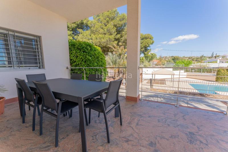 Foto 98b80702-d62e-4eed-add1-c3f197ee7595. Chalet avec chauffage parking piscine dans Peña de las Águilas Elche / Elx