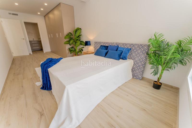 Foto 1db04a76-c37a-4f79-8714-9b74281444b0. Piso oportunidad de compra en zona centro en Reina Victoria - Miguel Hernández Elche / Elx