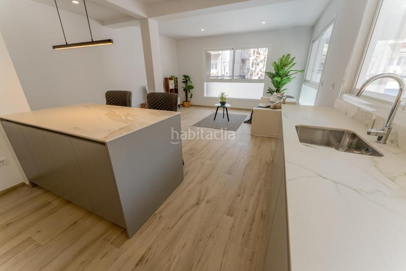Foto 7e22cf88-7e2b-410a-823c-8cb1620a3e52. Piso oportunidad de compra en zona centro en Reina Victoria - Miguel Hernández Elche / Elx