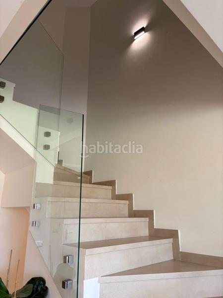 Foto cee7118f-5a91-466e-8e47-1d1b24b25ce9. Casa adosada impresionante casa adosada reformada en miriam blasco, golf playa de san juan en Alicante