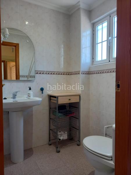 Foto 5a0df9a9-106e-4c01-9292-d33a43f3300c. Lloguer casa adossada amb aparcament a Jubalcoi Elche / Elx