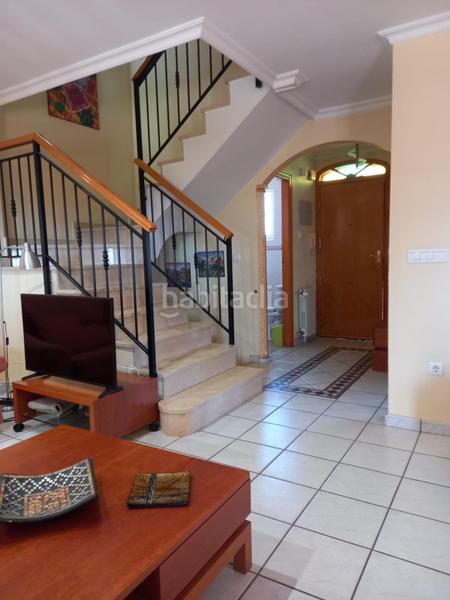 Foto 91625e6d-70bb-44c6-b966-27d3baa61406. Location maison jumelée avec parking dans Jubalcoi Elche / Elx