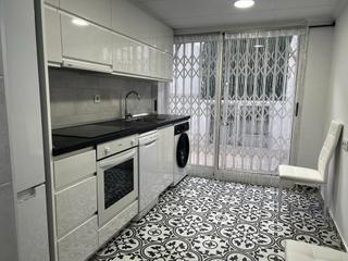 Pis a Sector V. Vivienda completamente reformada...junto corte ingles!!!...secto
