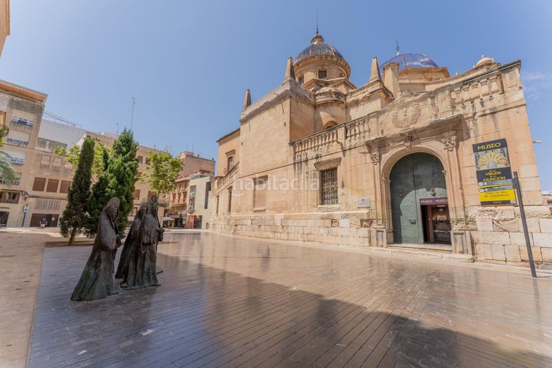 Foto f60f4cc2-ba04-4ed8-903f-c948869aada9. Pis a Centro Elche / Elx