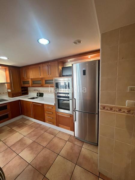 Foto f28bfd43-3262-43c9-931f-4b06f1b9dc65. Rent flat with parking in Ciutat Universitària Elche / Elx