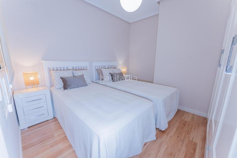 Foto 1a32ec87-0908-4bcb-869a-dc1b762dc0f2. Appartement avec parking piscine dans Calas Santiago Bernabeu Santa Pola