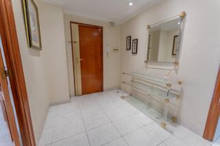 Pis a Pont Nou - Corazón de Jesús. Piso en el centro