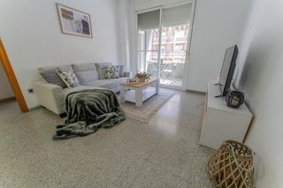 Appartamento in Plaza Crevillente - Antiguos Juzgados - El Asilo. Piso en venta en sector v