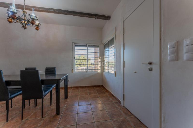 Foto 1477ced2-49c8-4a05-a033-48f5abb7ecfa. Chalet oportunidad única! chalet en zona privilegiada de elche, a solo 5 minutos del núcleo urbano. en Elche / Elx