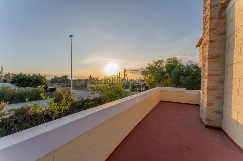 Foto 4575b181-c62b-417b-a97a-23b225d967f3. Chalet oportunidad única! chalet en zona privilegiada de elche, a solo 5 minutos del núcleo urbano. en Elche / Elx