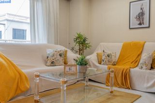 Appartamento in Pont Nou - Corazón de Jesús. Vivienda amplia en pleno centro de elche