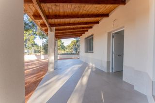 Chalet in Torrellano. Oportunidad única a estrenar! chalet en zona privilegiada de tor