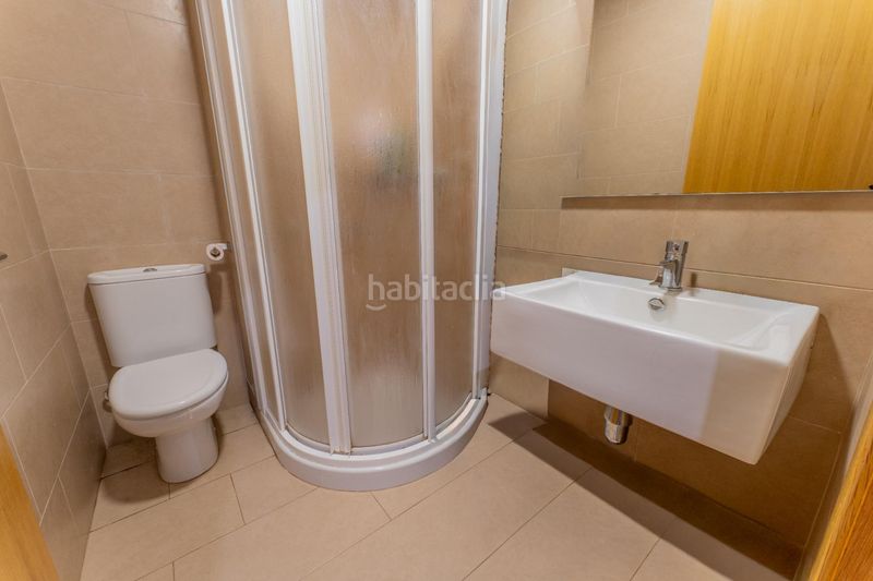Foto 8a3dc553-7261-4ada-b23b-54df3ac73b75. Piso oportunidad piso amplio con garaje y piscina comunitaria en Dolores