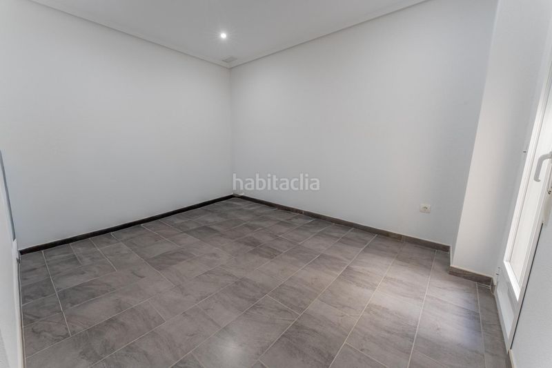 Foto 937014ac-9145-4d38-8ad7-b4bd95cc713a. Piso oportunidad piso amplio con garaje y piscina comunitaria en Dolores