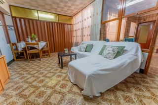 Haus in Albatera. El corazón del municipio te está esperando!