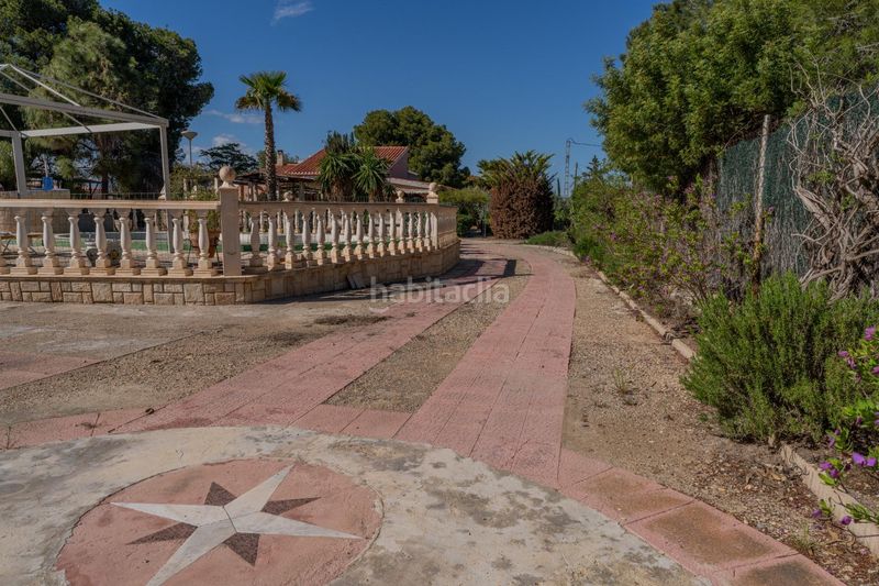Foto e3600f38-3b85-4af3-87a0-695387ded67c. Xalet amb aparcament piscina a El Altet Elche / Elx