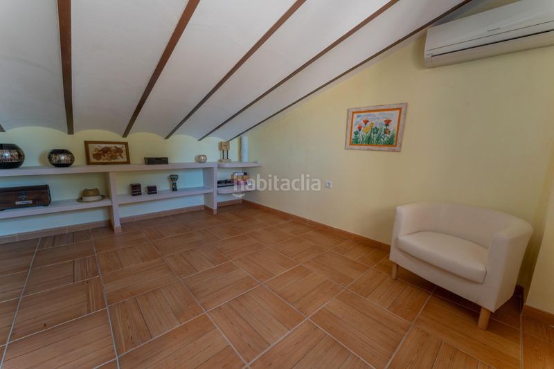 Foto ea594cb3-406a-4675-9672-abb5f41f3bc6. Xalet amb aparcament piscina a El Altet Elche / Elx