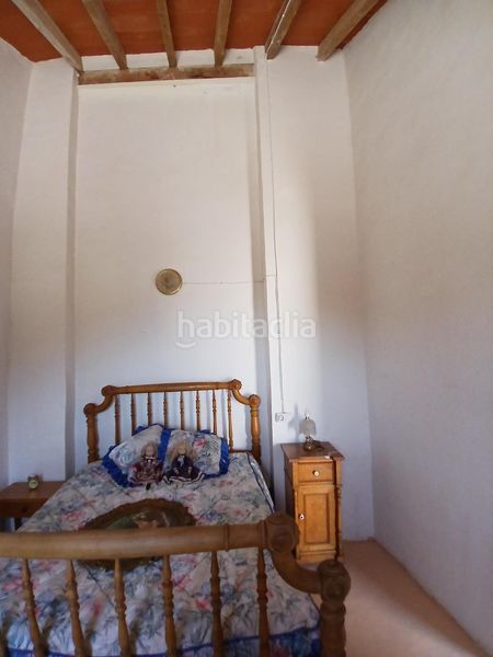 Foto 0b4d98d4-b7b8-40b0-bd53-164d97f23021. Chalet gran casa con 6 dormitorios en Algueña