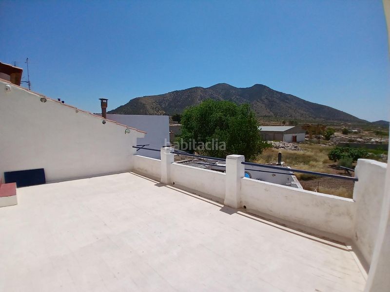Foto 470ba369-9b51-4946-a0c2-d6440840d9e7. Chalet gran casa con 6 dormitorios en Algueña