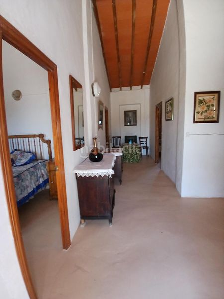 Foto 75e14867-e73e-4a00-9855-220fa2e9c519. Chalet gran casa con 6 dormitorios en Algueña