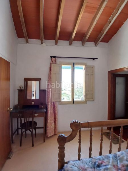 Foto deff9a51-3588-4819-8ff5-68e5ca5d569c. Chalet gran casa con 6 dormitorios en Algueña