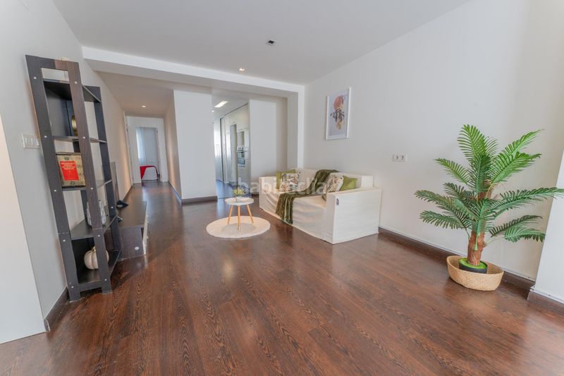 Foto d2c09775-f5e4-4056-a05e-e99db42bc275. Pis a El Raval - Portes Encarnades Elche / Elx