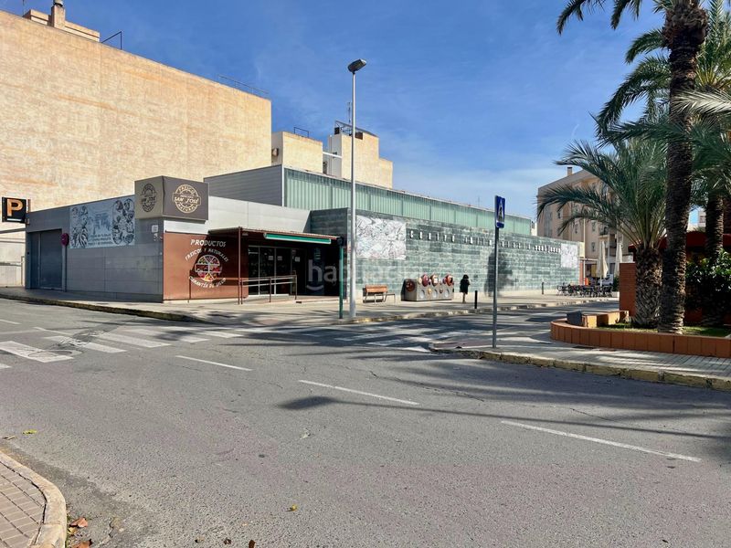 Foto f2c97d10-9c36-4283-8584-f816d32bdf04. Pis a Plaza Crevillente - Antiguos Juzgados - El Asilo Elche / Elx