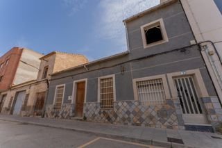 Casa in Albatera. Diseña la casa de tus sueños en la mejor ubicación!