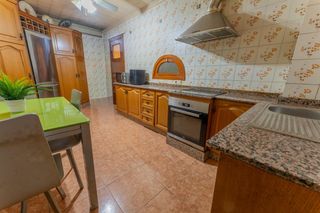 Pis a Callosa de Segura. Amplitud y confort! piso de 4 habitaciones con ascensor