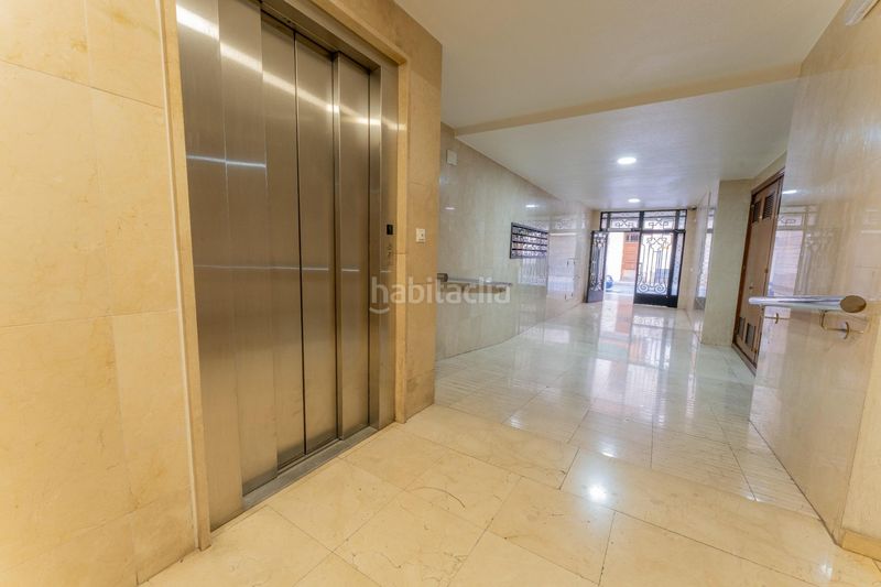 Foto eb558db8-b207-4a2d-a70d-d752450805b6. Pis amb aparcament a Carolinas Altas Alicante