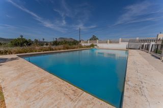 Xalet a La Serranica-Sagrado Corazón. Buscas el hogar definitivo para tu familia?,el chalet de tus sue