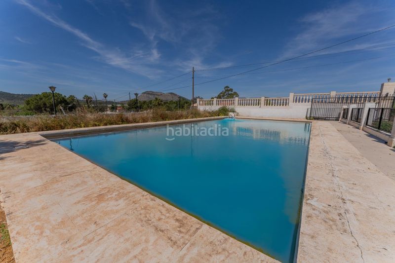 Foto e9739701-52a8-4939-8450-3e0dd8153e72. Xalet amb aparcament a La Serranica-Sagrado Corazón Aspe