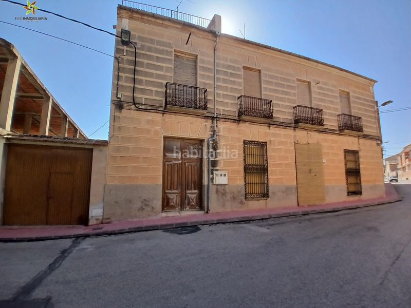 Foto 82afd979-4ef0-431a-b278-13096bfbca66. Casa amb aparcament a Algueña