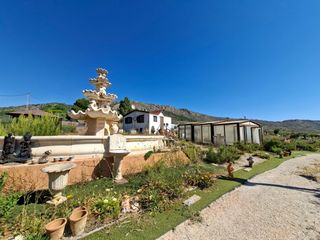 Casa a Romana (la). Venta de negocio casas madera en la romana !!