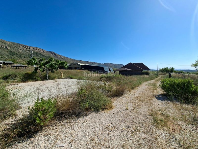 Foto c5ad5f20-480e-4c04-ac76-e61020611c81. Casa amb aparcament a Romana (la)