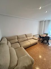 Location Appartement à Plaza Crevillente - Antiguos Juzgados - El Asilo. Tu nuevo hogar en el corazón de la ciudad! disponible piso junto