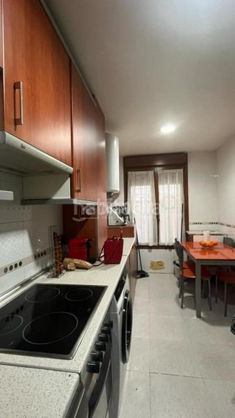 Foto e70562ab-92b7-4828-8e0e-39fd91d3ba03. Casa aparellada amb calefacció aparcament a Titulcia