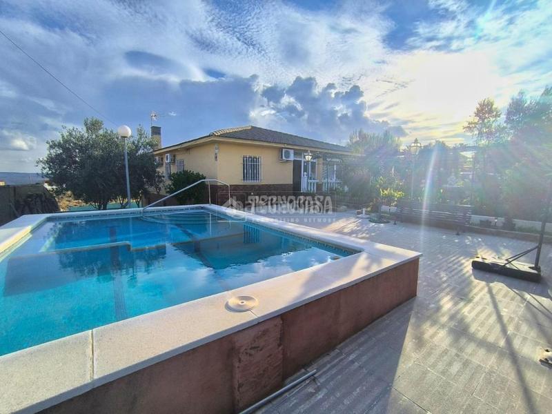 Foto ef5ddd48-f0bc-44ab-be19-24fcebabf6bd. Casa in Colmenar de Oreja