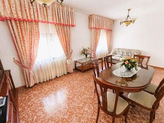 Haus in Cuevas-Ilustración. Casa en venta en ciempozuelos