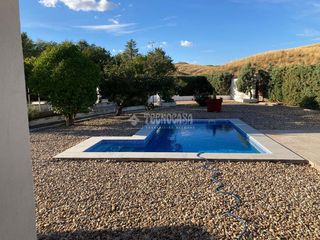 Casa a Chinchón. Casa en venta en chinchón