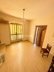 Casa a Santa Cruz de la Zarza. Casa en venta en santa cruz de la zarza